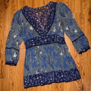Anthropologie Fei Silk Floral Blouse ASO Lorelai in Gilmoure Girls Size 4